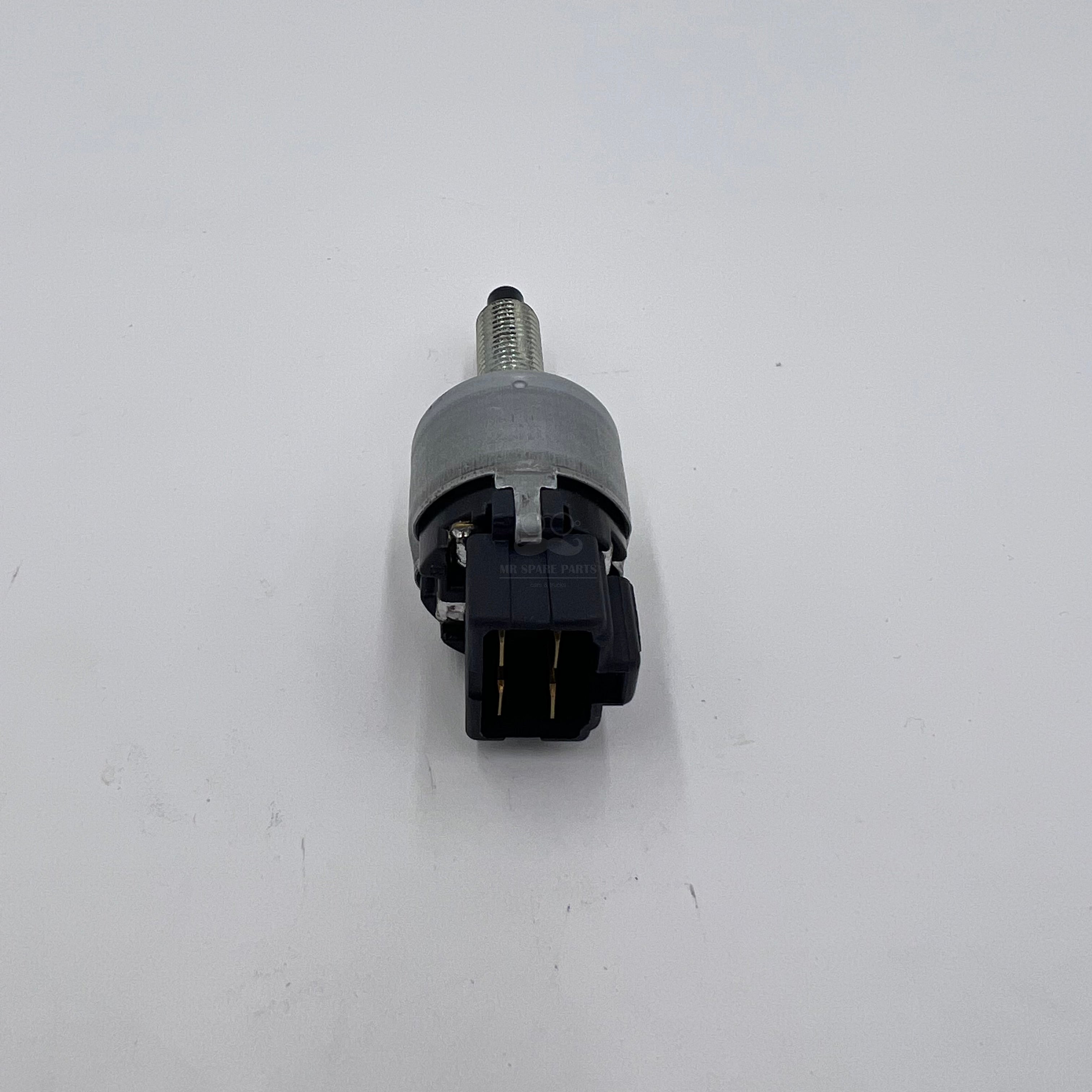 CLUTCH SWITCH NKR 77 OE 8943377610